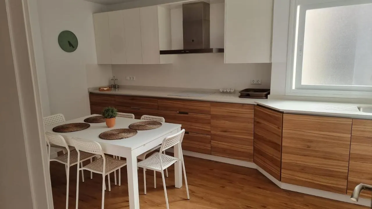 Piso Céntrico reformado / Apartment in the center Nerja 0*,