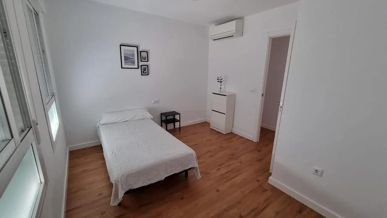 Piso Céntrico reformado / Apartment in the center Nerja España